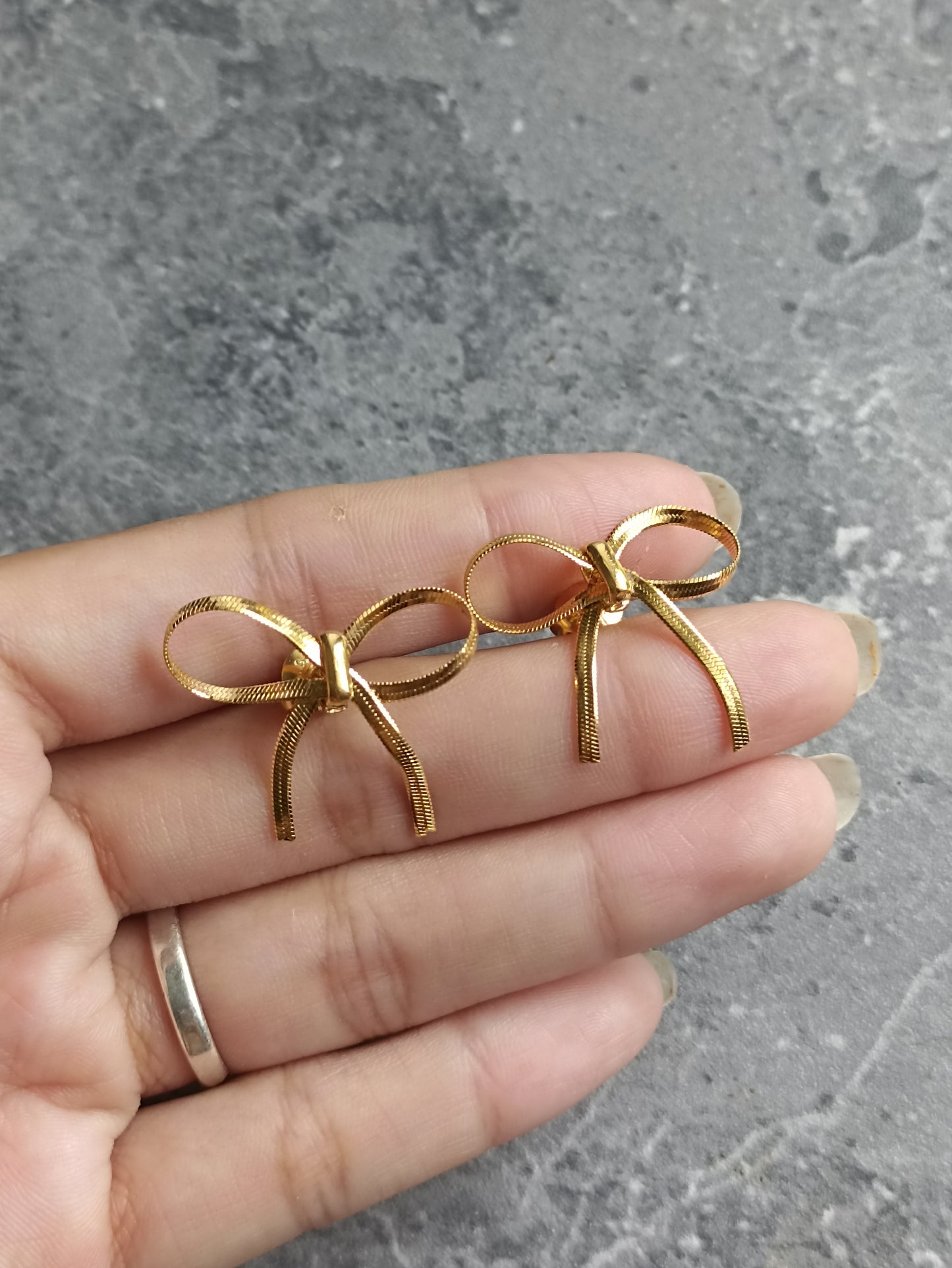 Bow Earrings