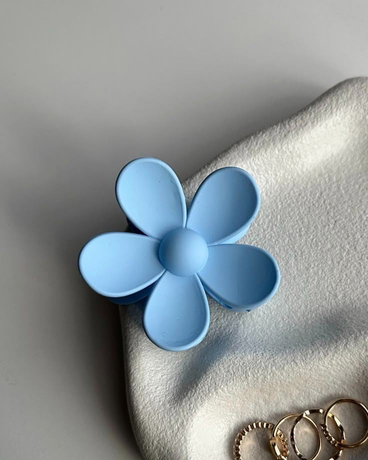 Daisy Claw Clip