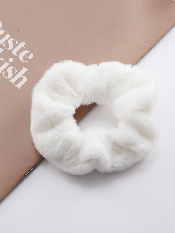 Fluffy Scrunchie