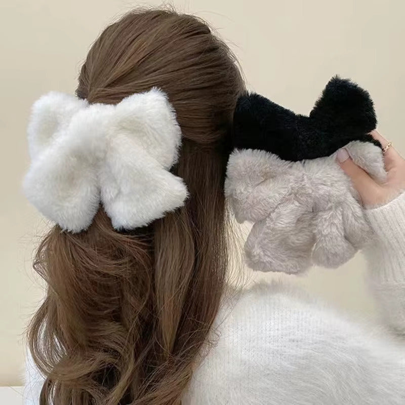 Fluffy Bow