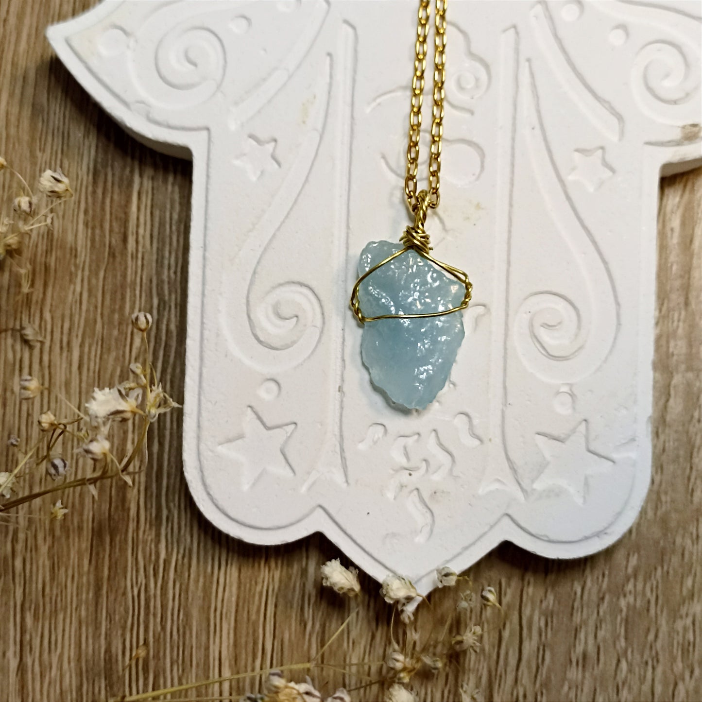 Aquamarine Wired Necklace