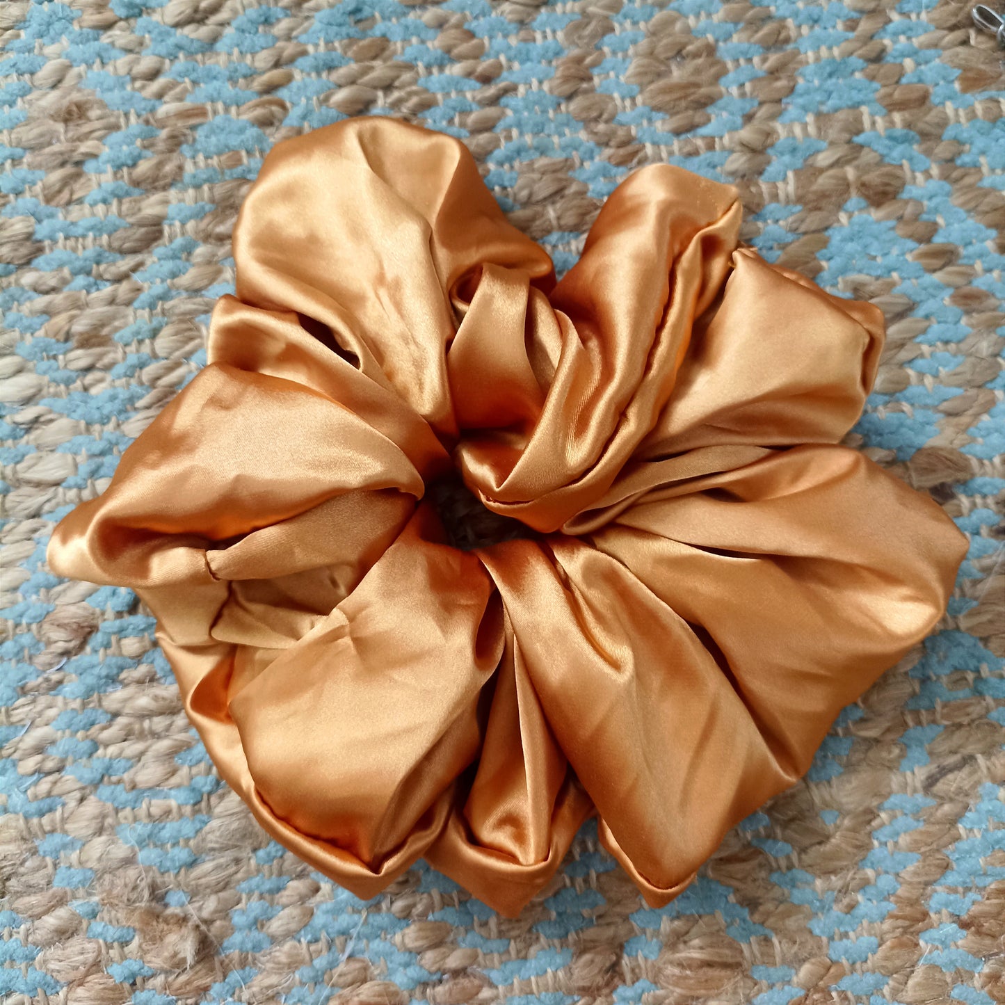 XL Scrunchie