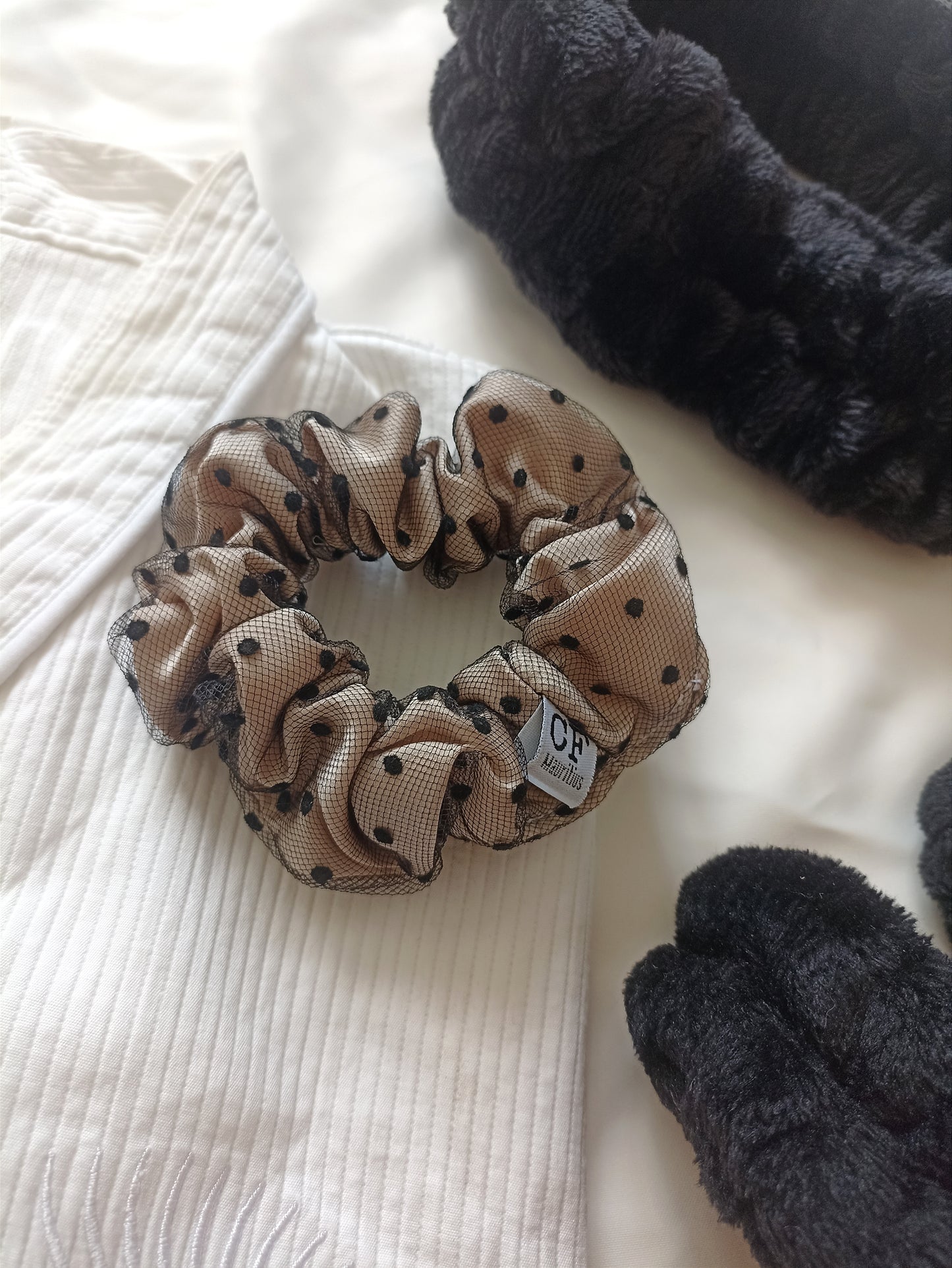 Polka dot Scrunchie