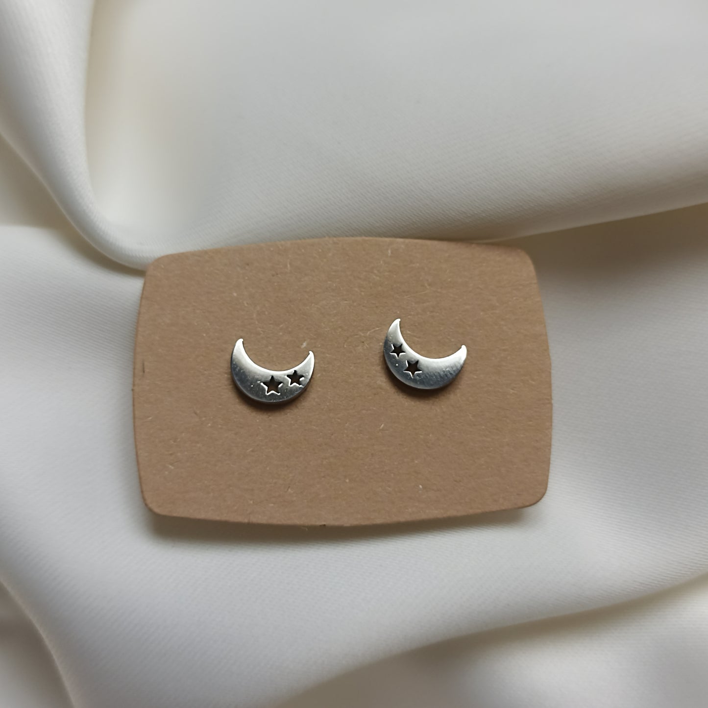 Stud Earrings ✨