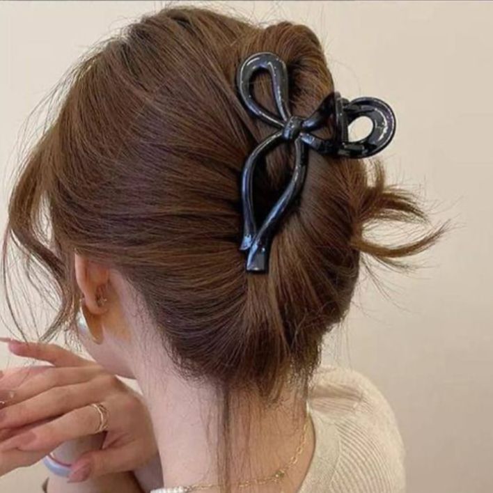 Medium Bow Claw Clip