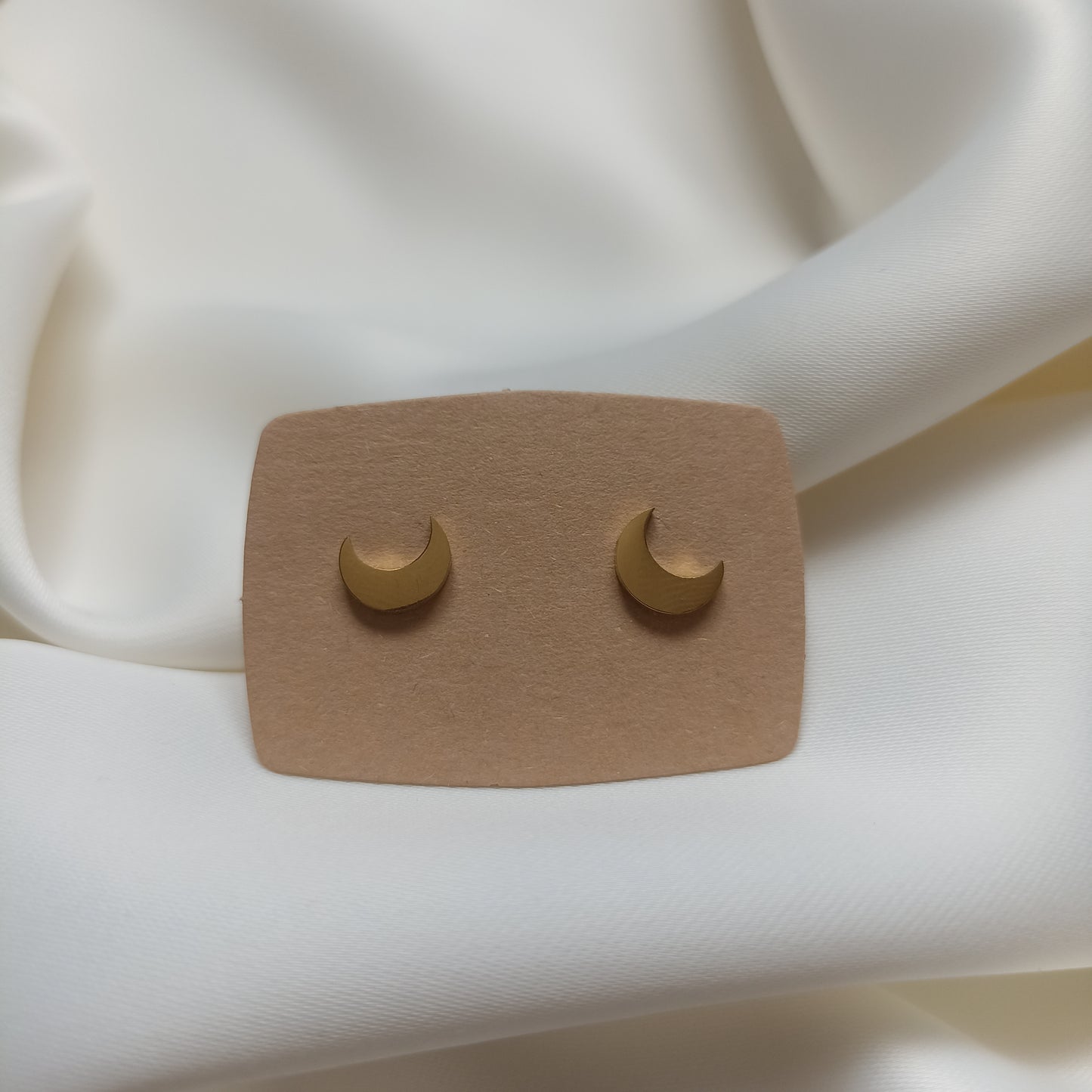 Stud Earrings ✨